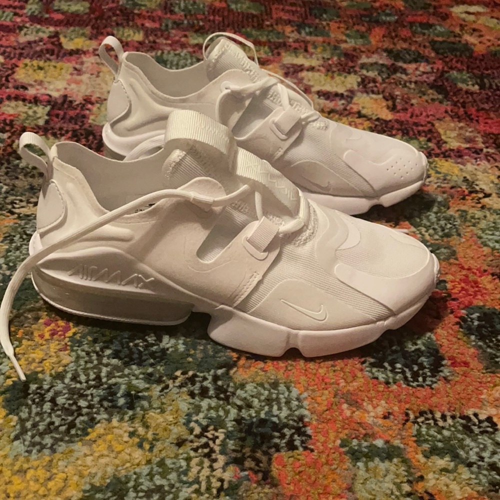 Brand new never worn, will trade for right shoes